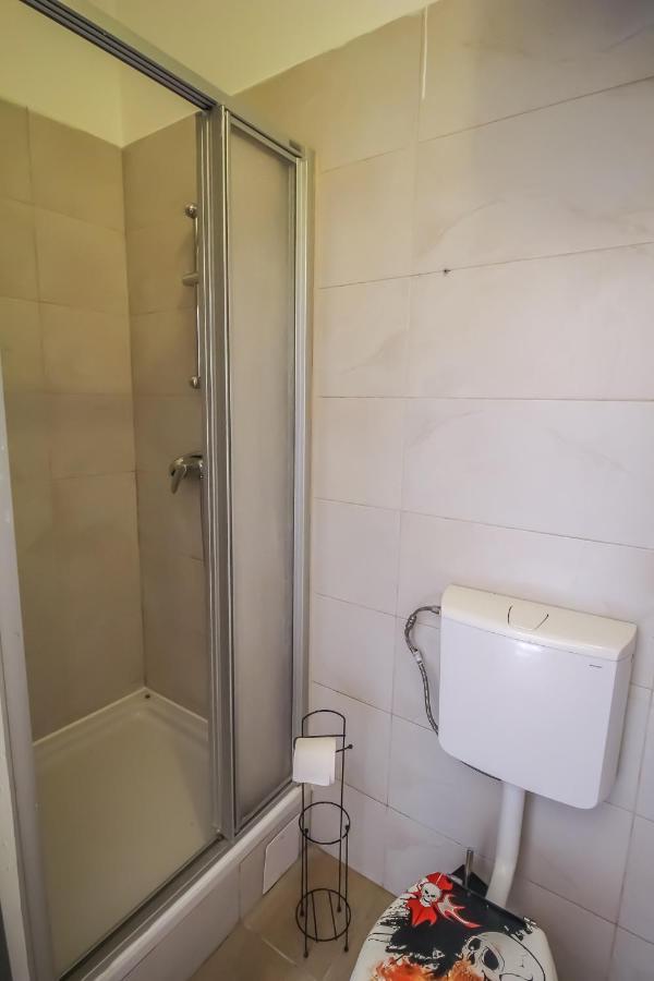 Private Room In Shared Apartment Pr3 Wien Exterior foto